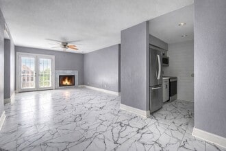 Building Photo - 12500 Sandpiper Dr