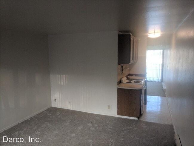 Building Photo - 3240 Fuhrman Ave E