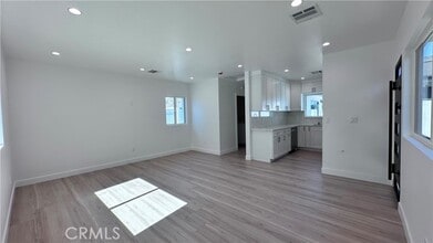Building Photo - 2135 N Brighton St #102