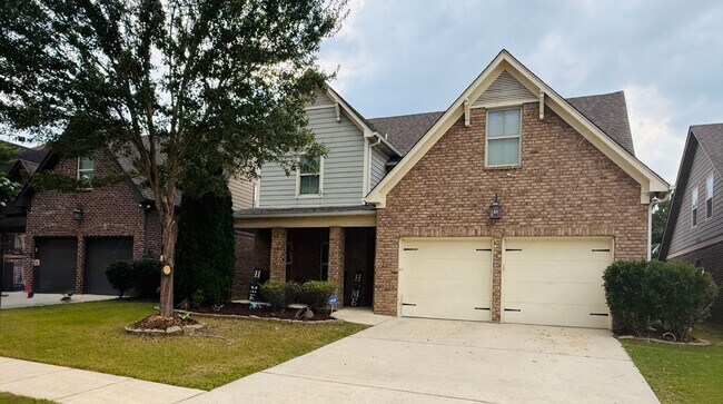 Foto del edificio - Black Creek Station – Just 8 Minutes from ...