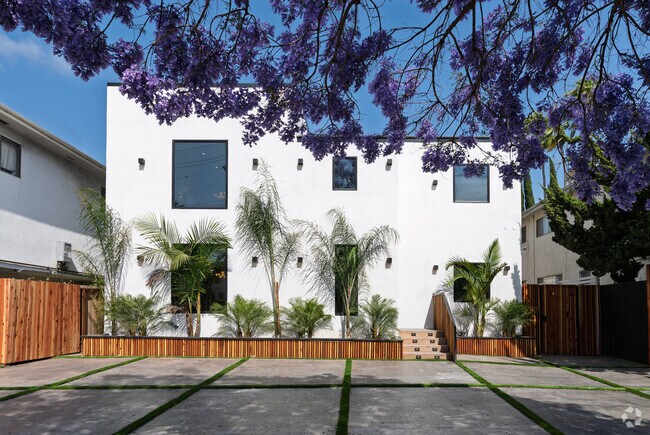 Building Photo - 1448 S Holt Ave
