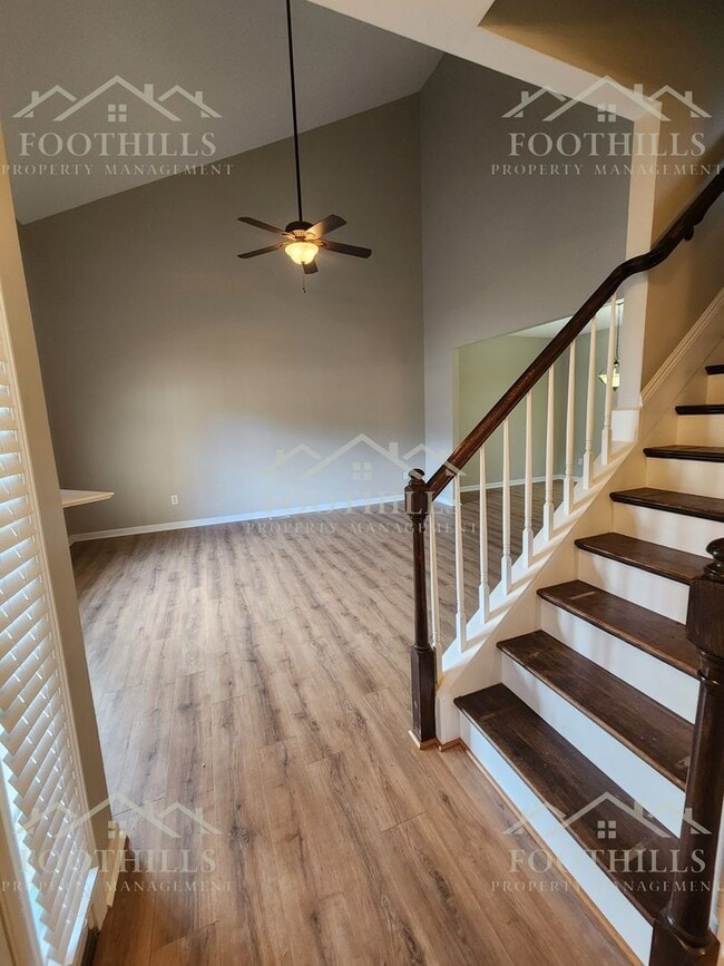 Foto del edificio - 6 Robert de Brus Cir