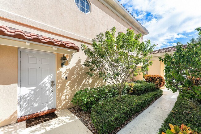 Foto del edificio - 2109 Tarpon Lake Way