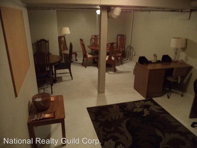 Building Photo - 4 br, 2 bath House - 108XX Stutz St NE