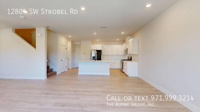 Foto del edificio - 12804 SW Strobel Rd