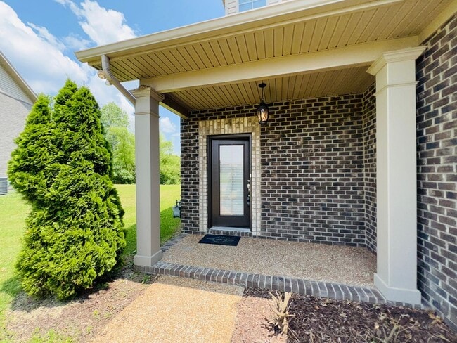 Building Photo - Walking Distance to Station Camp Schools