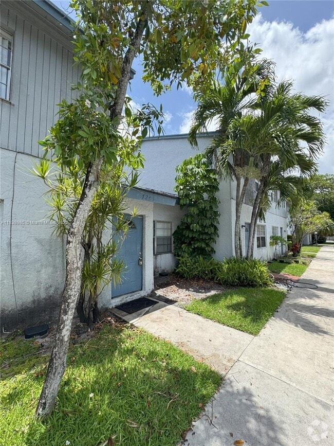 Building Photo - 7205 W Sunrise Blvd