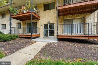 Building Photo - 5406 85th Ave