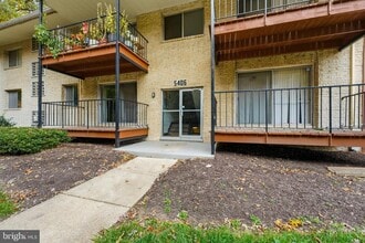 Building Photo - 5406 85th Ave