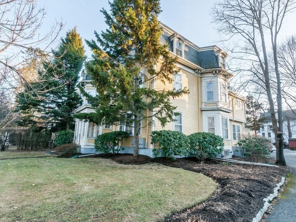 120 Church St, Newton, MA 02458 Townhome Rentals in Newton MA