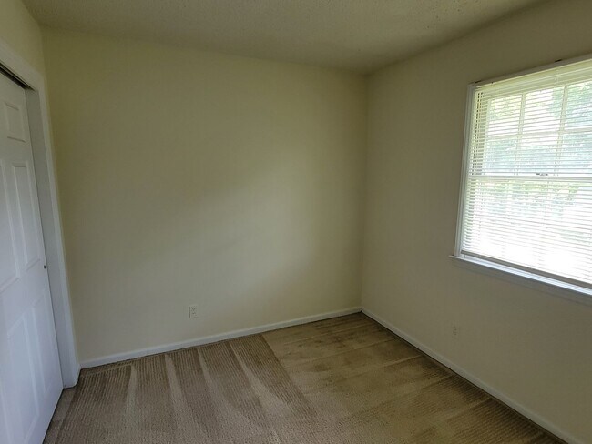 Foto del edificio - 1511 Andover Ave