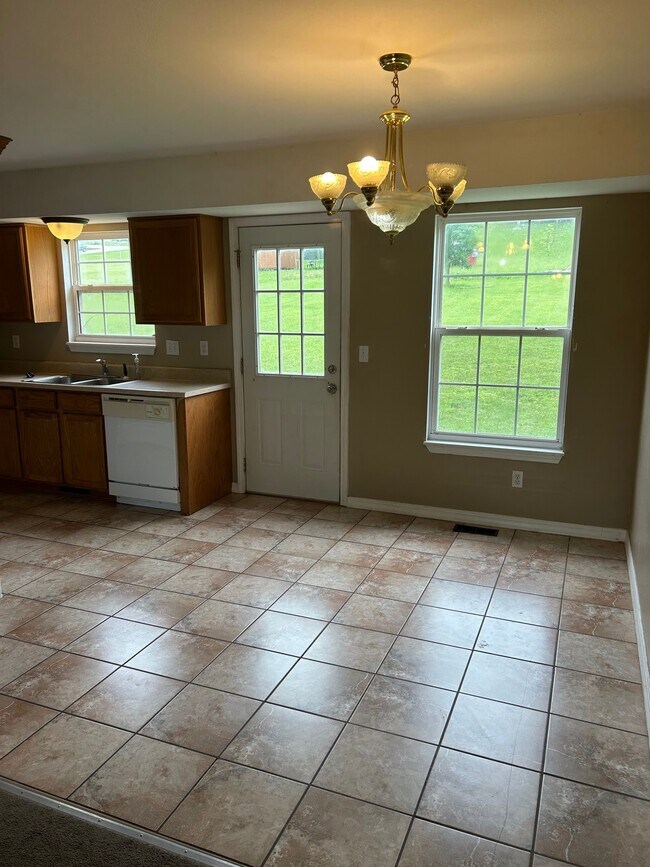 1602 E Windridge, Ozark, MO 65721 House Rental in Ozark, MO