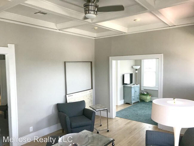 Building Photo - 2 br, 2 bath House - 731 NW 8th Street