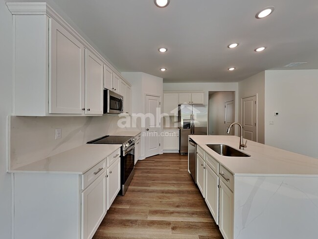 Foto del edificio - 1354 Soapstone Rd