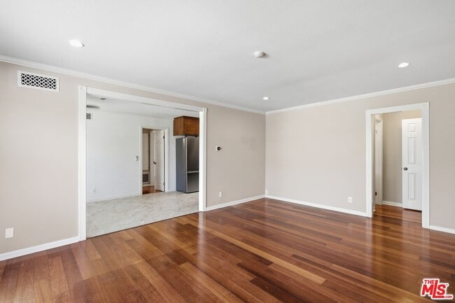 Building Photo - 1807 Carnegie Ln