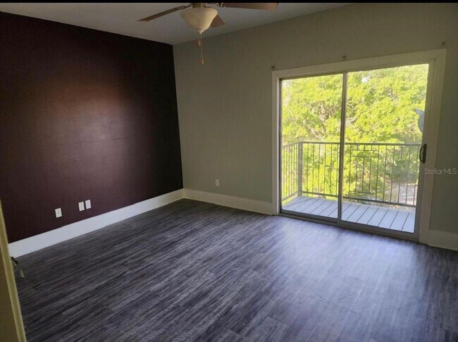 Foto del edificio - 812 St Michael St