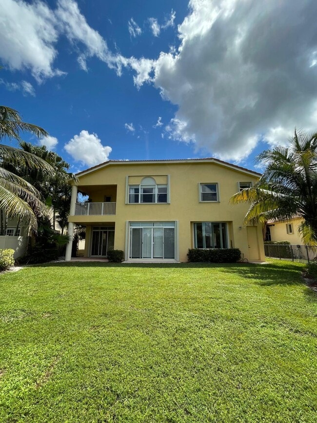 Building Photo - 9261 Delemar Ct
