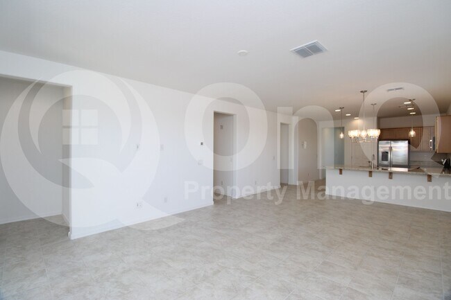 Foto del edificio - 8805 W Windsor Blvd