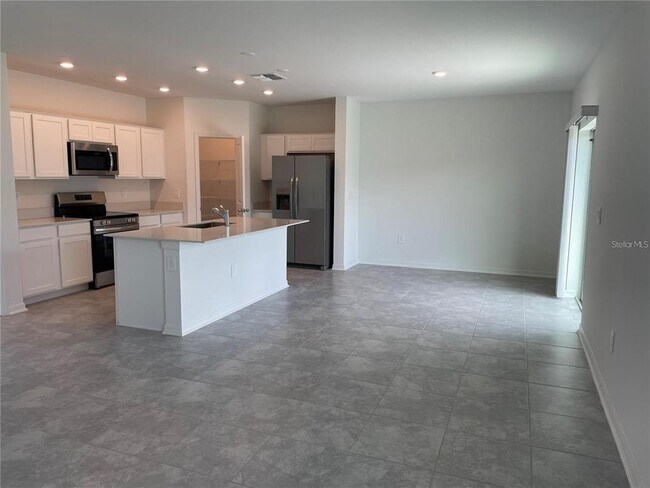 Building Photo - 1195 Tyler Lp
