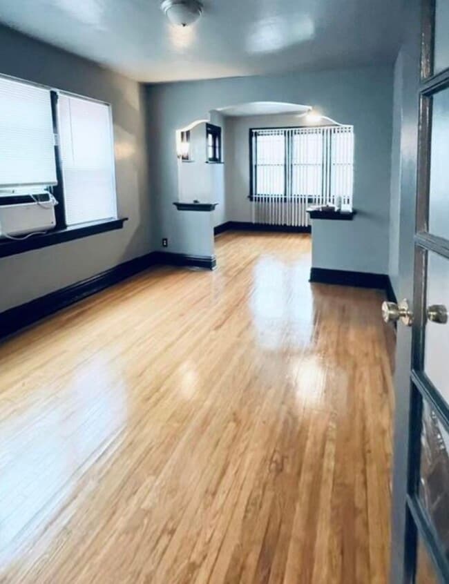 Building Photo - 4640 Carter Ave