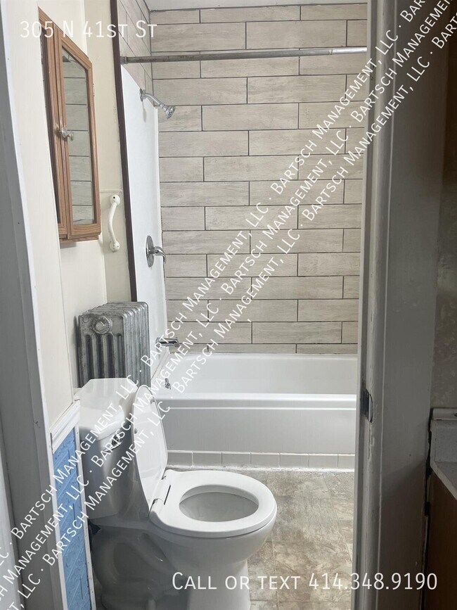 Foto del edificio - 305 N 41st St