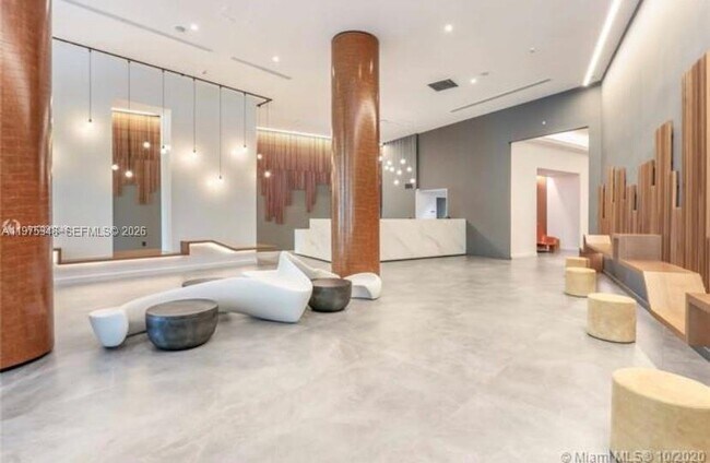 Foto del edificio - 350 S Miami Ave