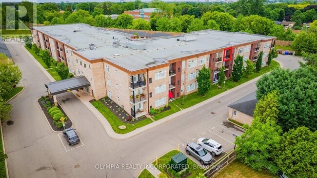 Photo du bâtiment - 4644-4644 Pettit Ave