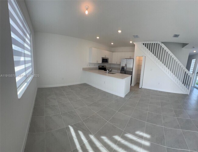 Foto del edificio - 1455 SE 6th Ter