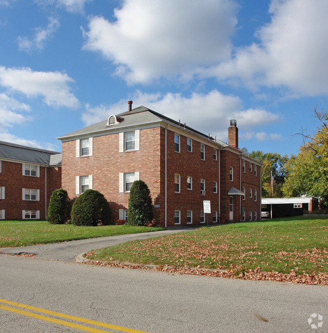 Foto del edificio - 4000-4020 Hillman Way