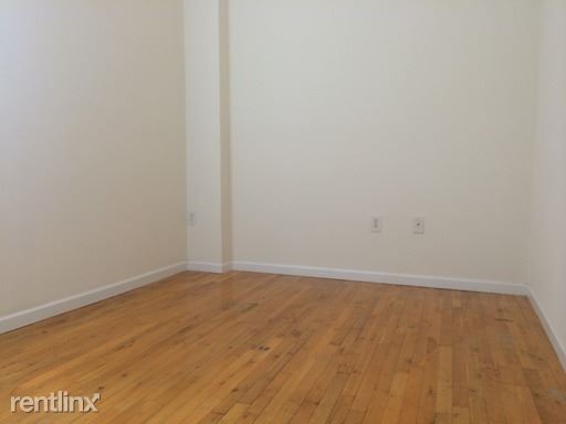 Foto del edificio - 1513 W Girard Ave