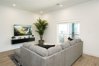 Building Photo - 4607 Edmund St