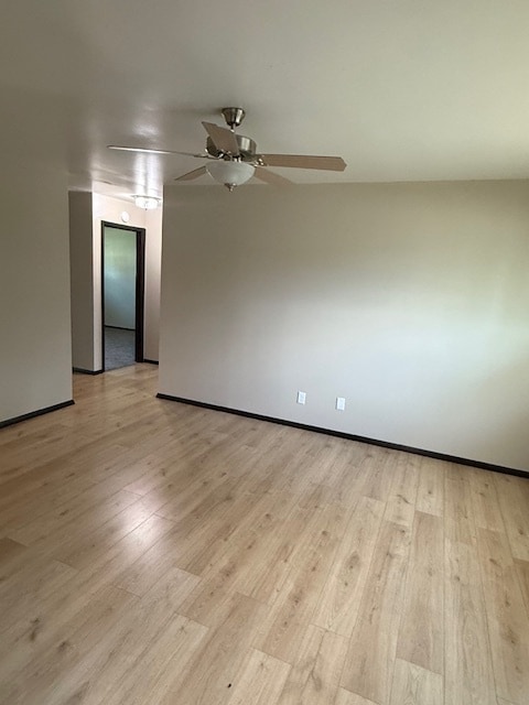 Living room - 6904 Eisenhower Ave