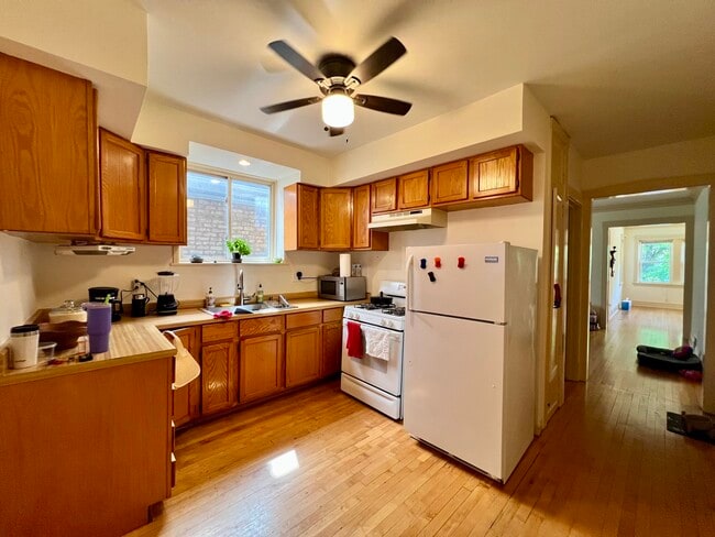 Foto del edificio - 4310 N Mason Ave