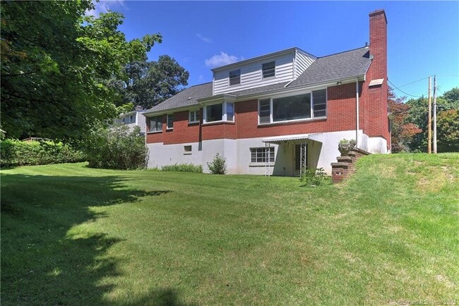 Building Photo - 32 Koger Rd