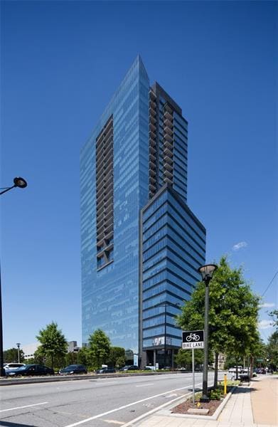Foto del edificio - 3630 Peachtree Rd NE