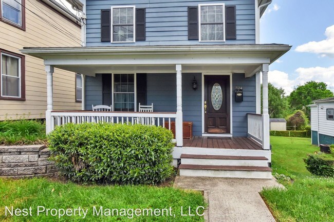 Building Photo - 3 br, 2.5 bath House - 324 8th Street NW