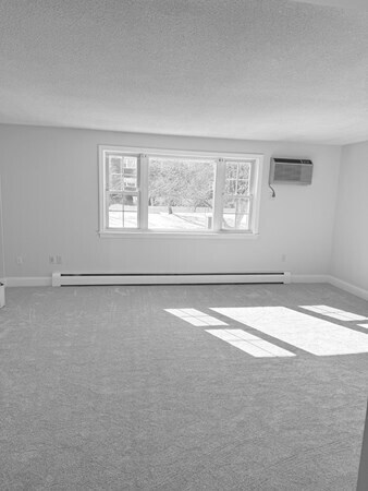 Building Photo - 221 Rock St