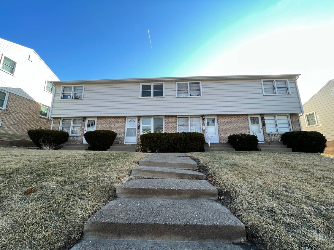 Primary Photo - 509 23rd St
