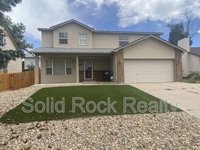 Building Photo - 2635 Leoti Dr