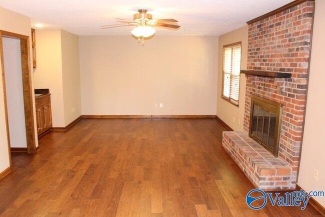 Building Photo - 141 Wedgewood Terrace Rd