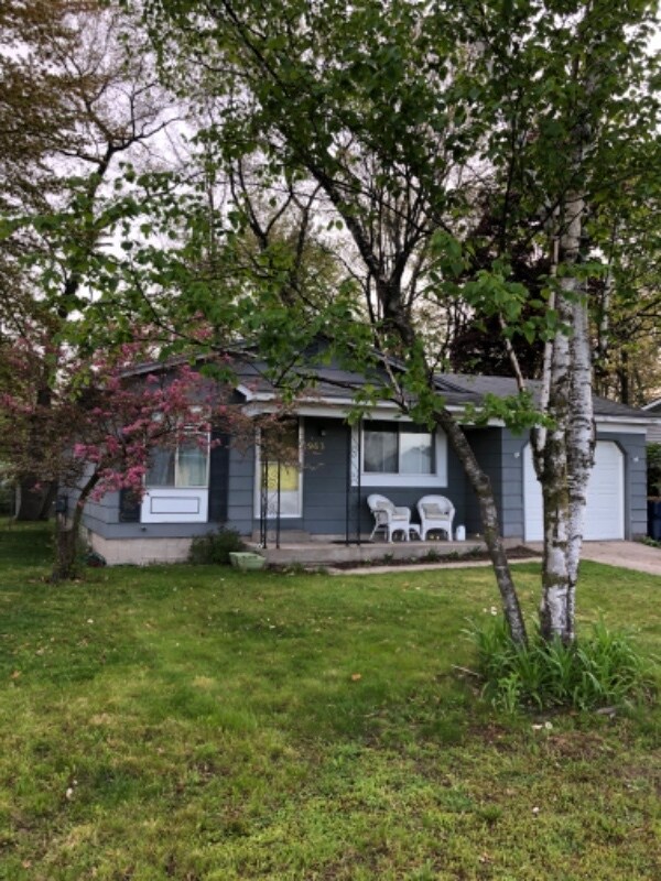Primary Photo - 933 Boon St