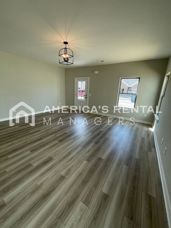 Building Photo - New Construction Home for Rent in Cullman,...