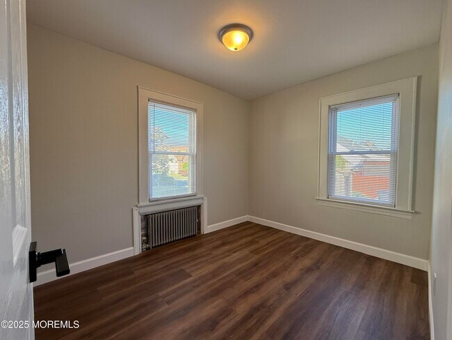 Foto del edificio - 1017 Grandview Ave