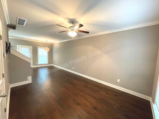 Foto del edificio - 4BR/4.5BA For Rent