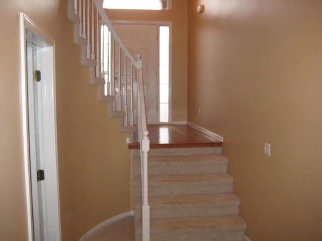 Building Photo - 37597 Newburgh Park Cir