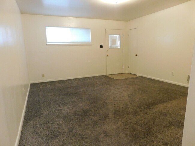 Foto del edificio - Cozy Apartment Close to CMU