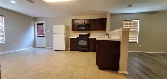 Foto del edificio - 1425 Whitewater Dr