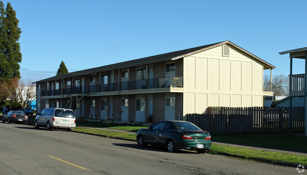 Primary Photo - 926 5th Ave SE