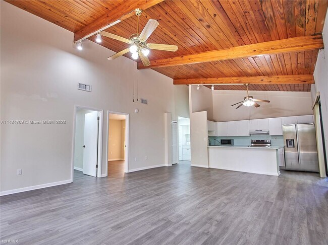 Foto del edificio - 2 br, 2 bath House - 3130 Indiana St