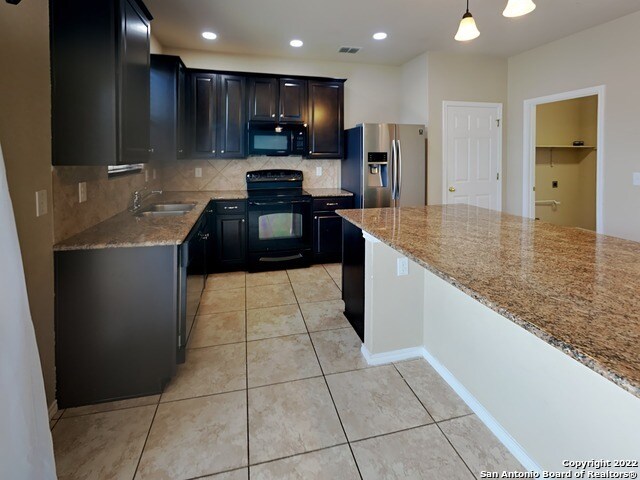 Building Photo - 2203 Hornsby Bend